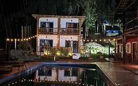 Good Vibes Guest House